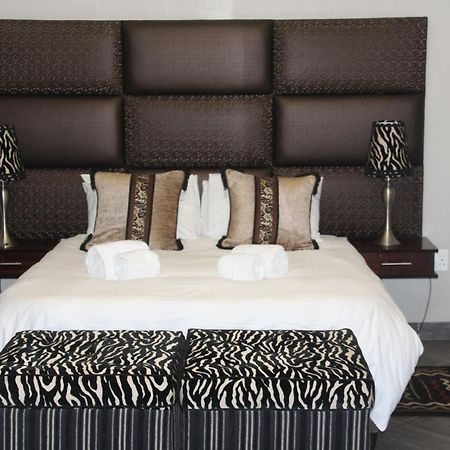 Bush Lovers Lodge Modimolle Pokoj fotografie
