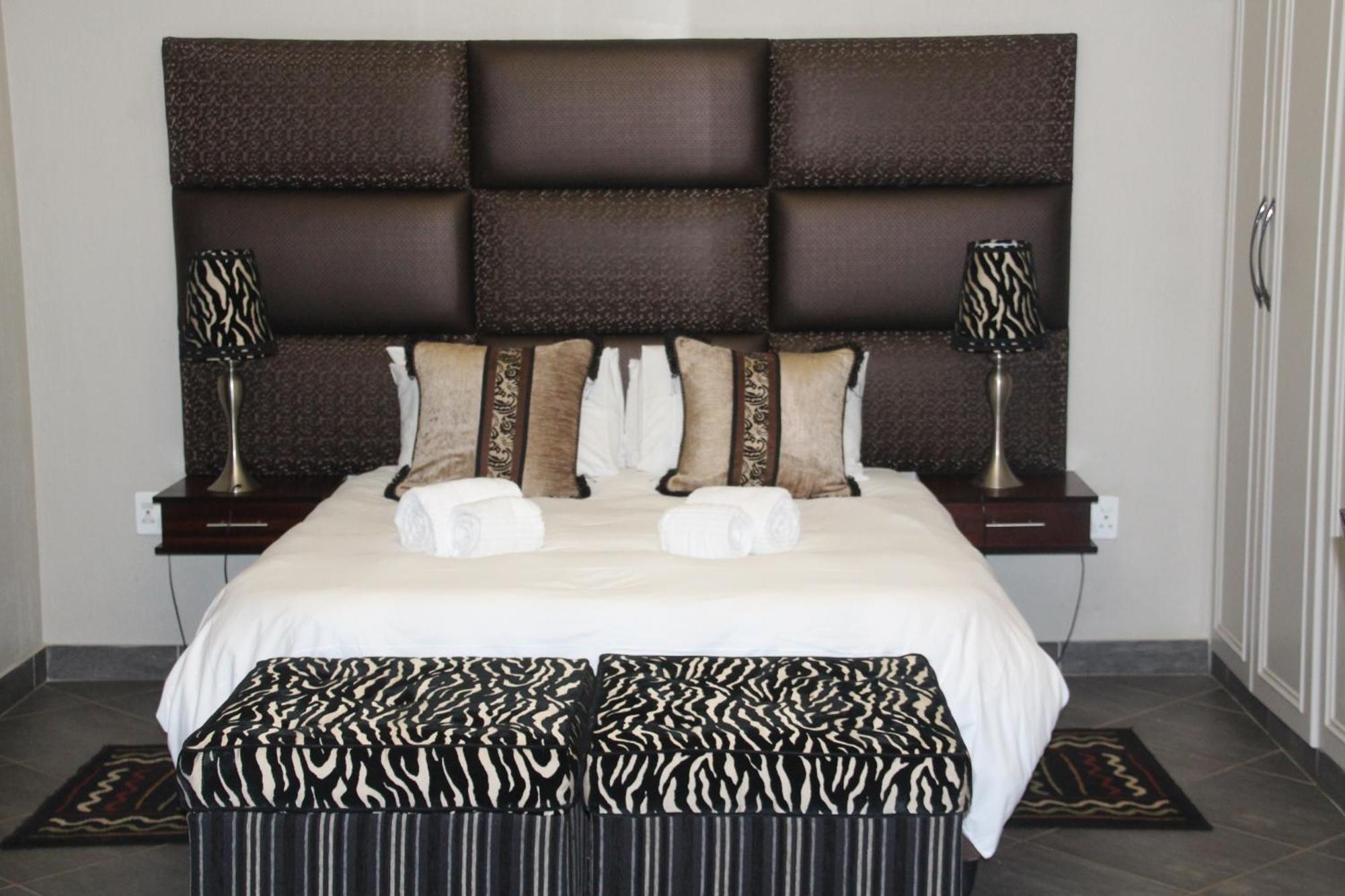 Bush Lovers Lodge Modimolle Pokoj fotografie